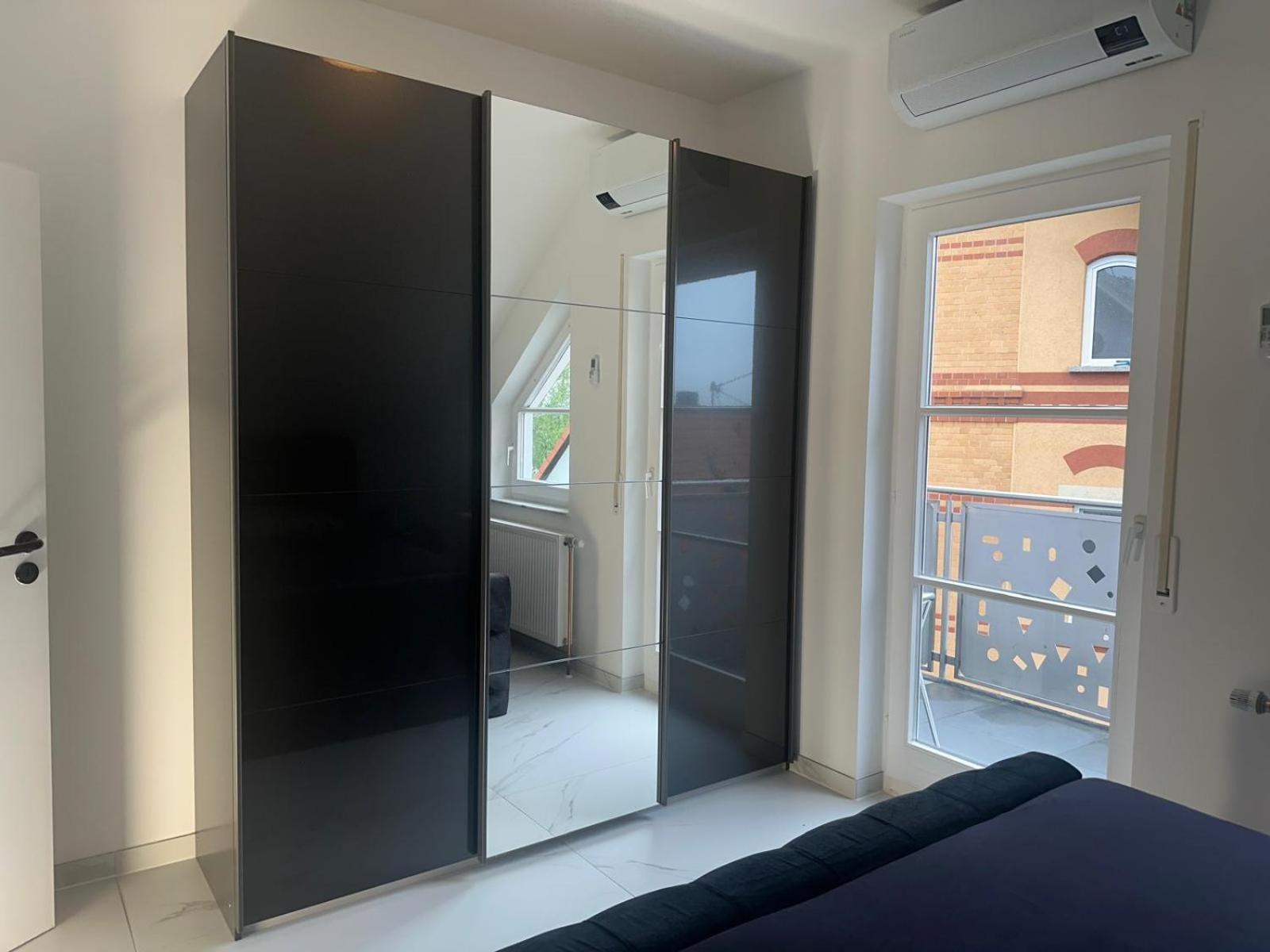 Flexible, Schoene Und Gut Aussehende Feriensuite Ρόιτλινγκεν Εξωτερικό φωτογραφία