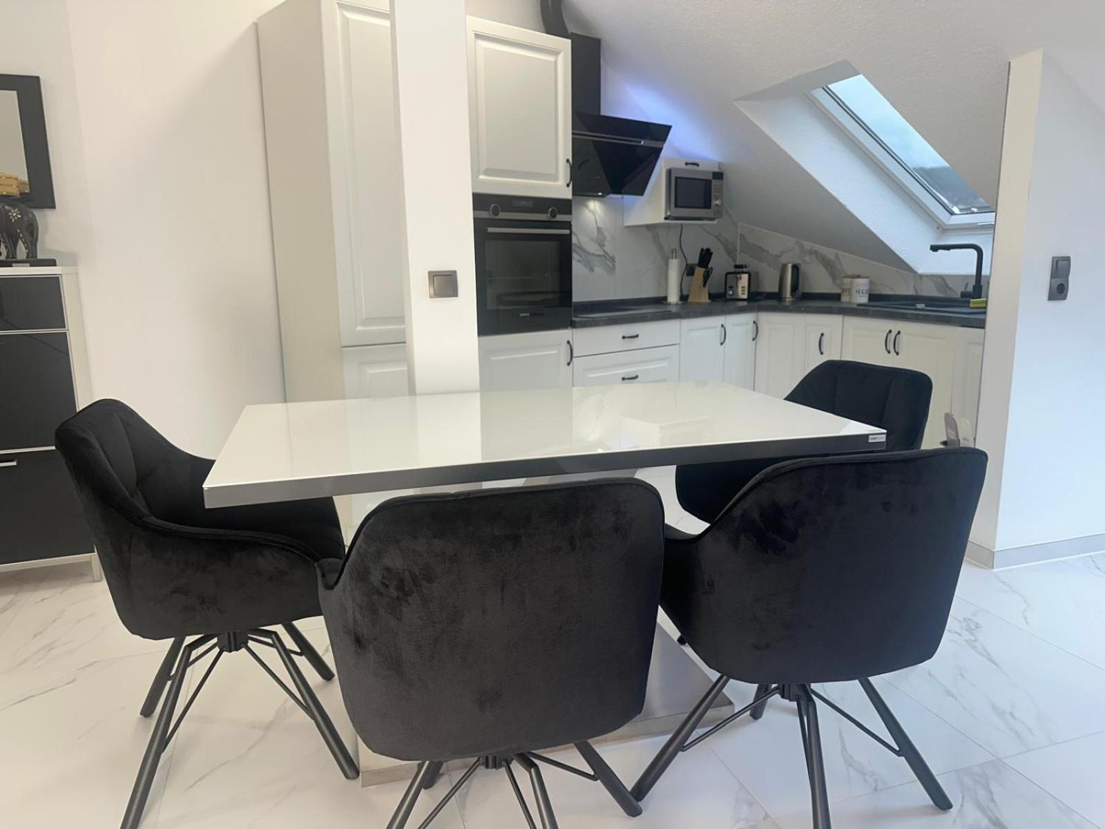 Flexible, Schoene Und Gut Aussehende Feriensuite Ρόιτλινγκεν Εξωτερικό φωτογραφία